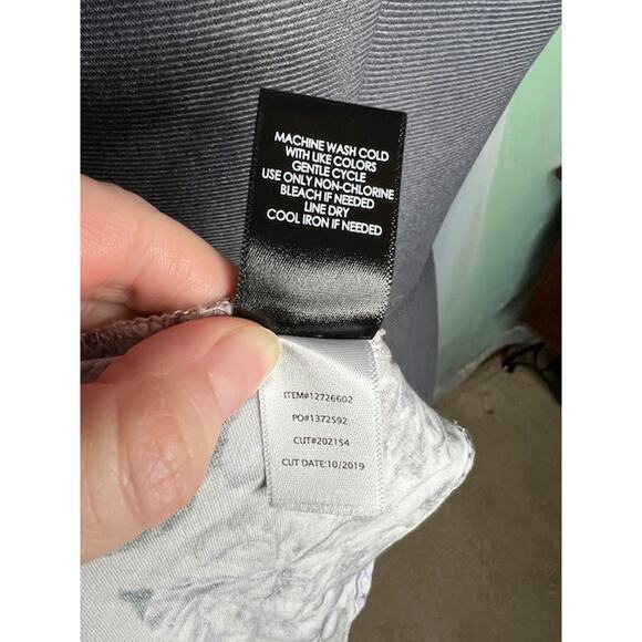 Torrid FLORAL TANK TOP purple - Picture 6 of 9